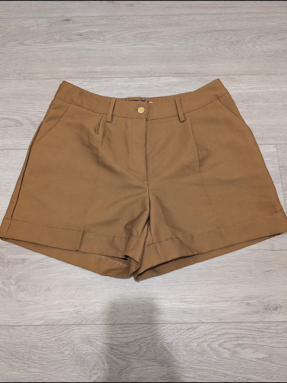 Women's H&M Brown Tailored Shorts